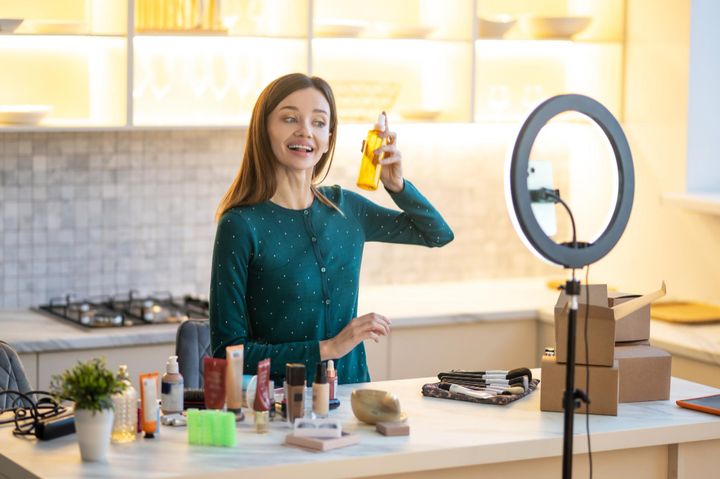 5 Ways Cosmetic Brands Can Succeed Online